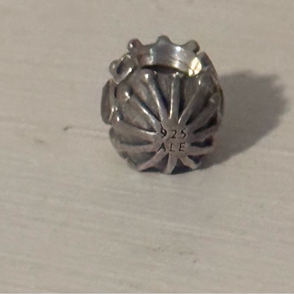 Pandora charm - Picture 2 of 8